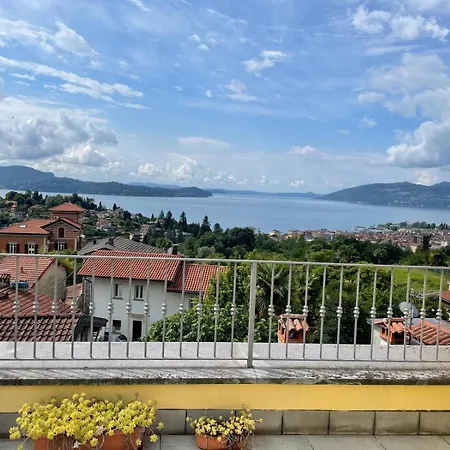 Tatil Evi La Casa Nel Borgo Con Meravigliosa Vista Lago Verbania